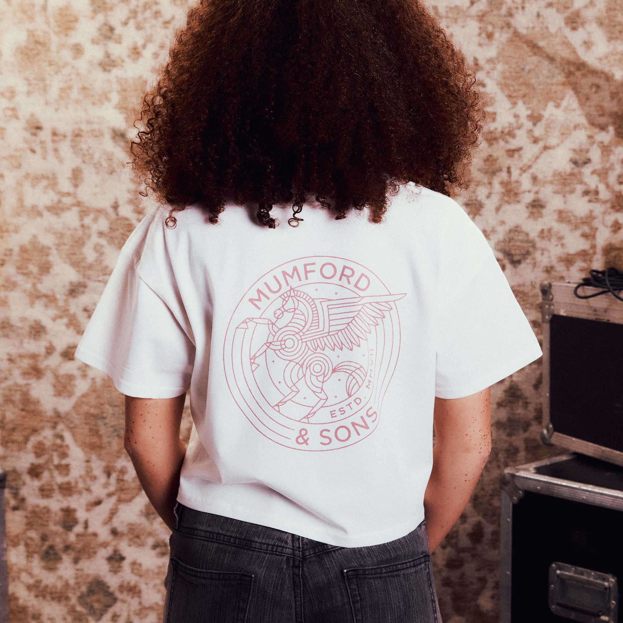 Off-White Wings Pegasus Cropped T-Shirt Lifestyle 2